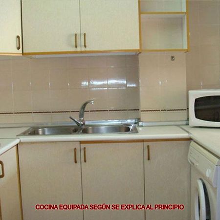 Kione Las Margaritas Кембрилс Екстериор снимка